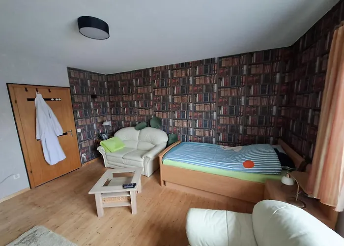 Gaestezimmer Tobias Fuer Radtouristen, Geschaeftsreisende Und Monteure Im 1og Appartamento Rhede (North Rhine-Westphalia)